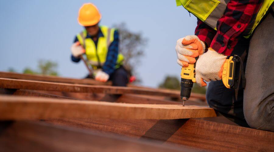 Expert Emergency Roof Repairs services in Weaubleau, MO